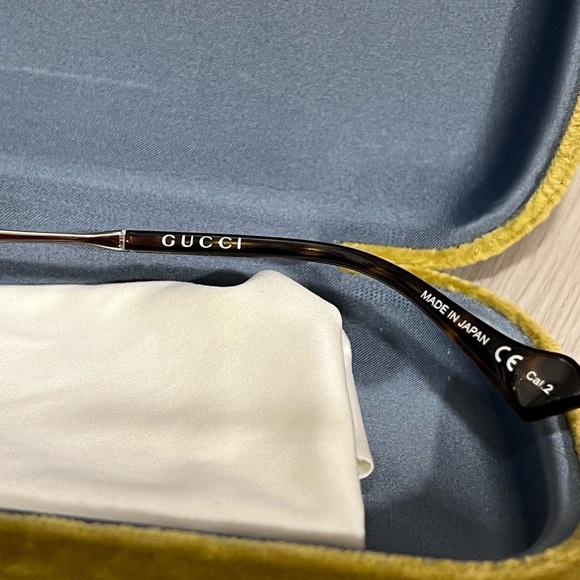 Gucci sunglasses - Picture 3 of 4